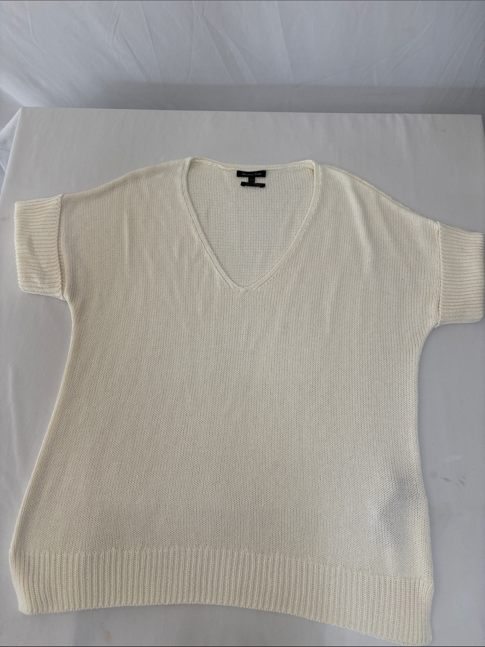 Massimo Dutti Ivory V-Neck Short Sleeve Knit Sweater Size M